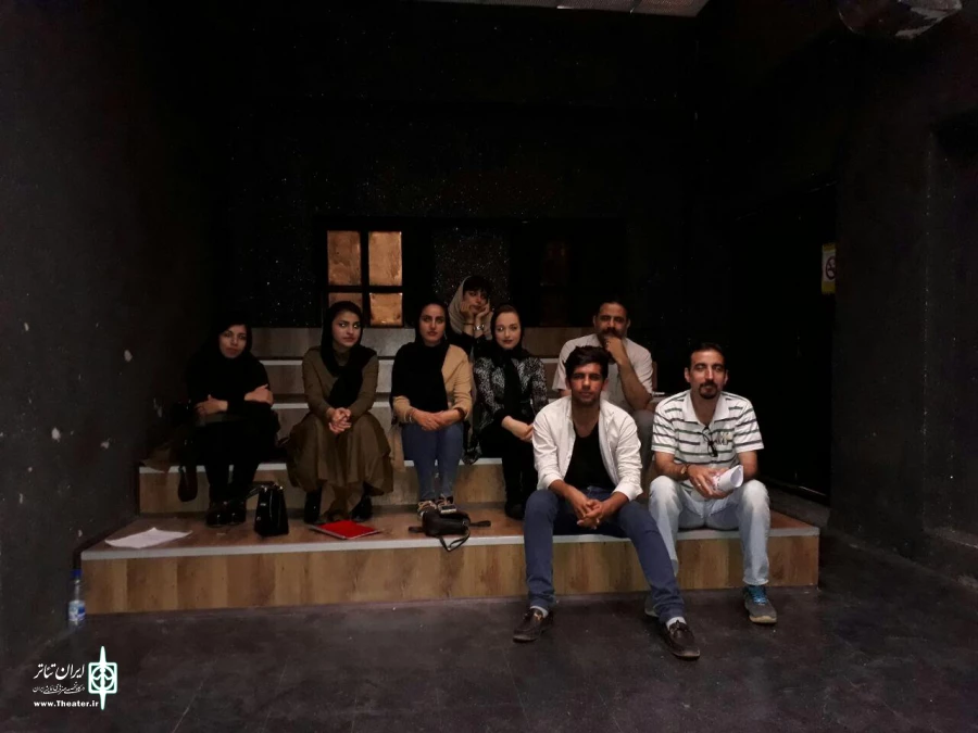 باهمکاری  مجدد گروه نمایشی آساره وپلک  نمایش  ناصرالدین گربه قجری وملیجک بعد ازماه رمضان به اجرا خواهد آمد 2