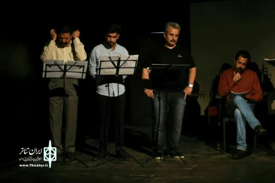 نمایش نامه خوانی«ناصرالدین گربه قجری وملیجک» 
عکاس:مجید حسنی زاده