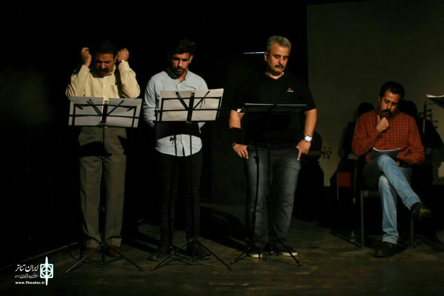 نمایش نامه خوانی«ناصرالدین گربه قجری وملیجک» 
عکاس:مجید حسنی زاده