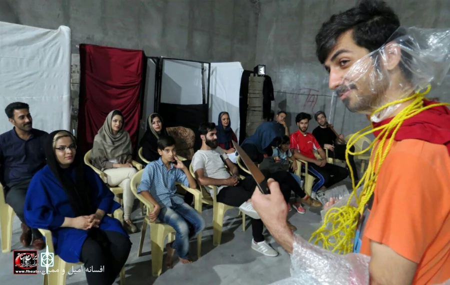 نمایش« افسانه امیل و ممیل» در شهرستان دورود به روی صحنه رفت. 6