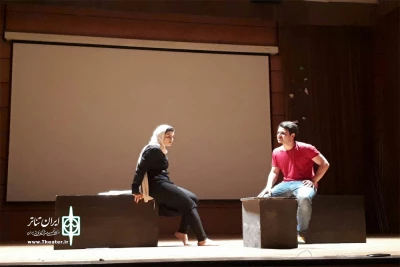 از سوی دفتر انجمن هنرهای نمایشی شهرستان کوهدشت

نمایش «پرده » به روی صحنه رفت