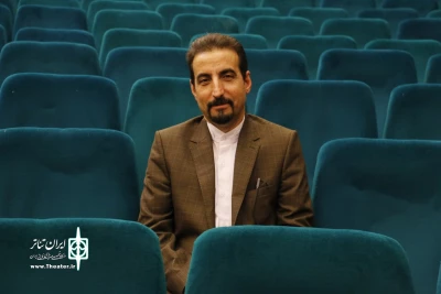 از سوی دبیر خانه تئاتر استان لرستان

عزت درگاهی خبر داد