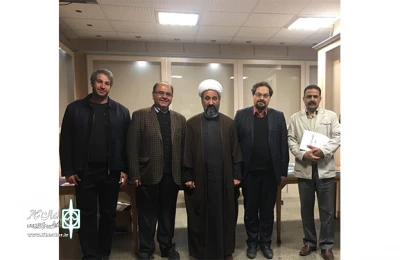 همزمان با اولین روز جشنواره استانی فجر لرستان

نمایشگاه «چهل سال عزت و اقتدار و چهل سال حضور در صحنه» گشایش یافت