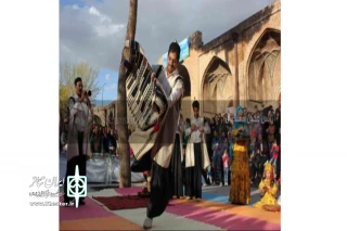 در خشش  گروه نمایشی هی لکو الیگودرز

در نخستین جشنواره بازی های محلی خمین