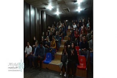 این روبان سیاه که به قاب دنیاست
عکاس، نازنین زیدی نژاد