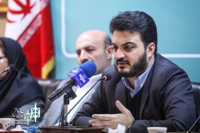 در یک نشست رسانه‌ای؛

جزئیات «هنر کارت» تشریح شد
معرفی آثار هنرمندان در سامانه «پروانه»