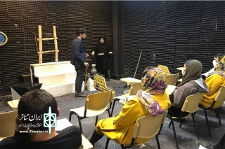 توسط گروه نمایشی آسمان آبی

نمایش "سرزمین آسمان" در شهرستان ازنا به روی صحنه رفت
