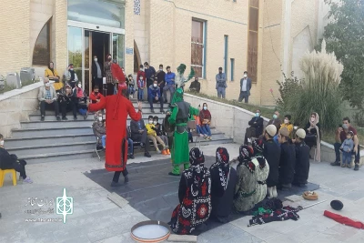 در قالب یازدهمین دوره ی تئاتر صاحبدلان

نمایش خیابانی «در سوگ خورشید» در بروجرد اجرا شد
