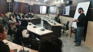 با محوریت کانون نمایشگران استان

برگزاری کارگاه آموزشی تئاتر با محوریت « بینش و کار هنرمند » برگزار شد