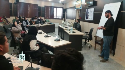 با محوریت کانون نمایشگران استان

برگزاری کارگاه آموزشی تئاتر با محوریت « بینش و کار هنرمند » برگزار شد