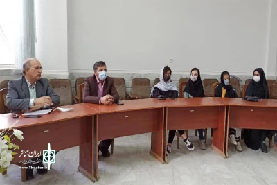 از سوی انجمن هنرهای نمایشی شهرستان الیگودرز

جلسه مشترکی با حضور هنرمندان تئاتر برگزار شد.