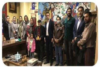 با حضور هنرمندان تئاتر شهرستان

جلسه هم اندیشی انجمن هنرهای نمایشی ازنا برگزار شد
