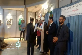 از عوامل و بازیگران نمایش میدانی «روز واقعه» تجلیل شد