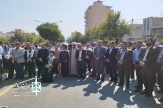 نمایش خیابانی «میرزا» در شهرستان بروجرد اجرا شد