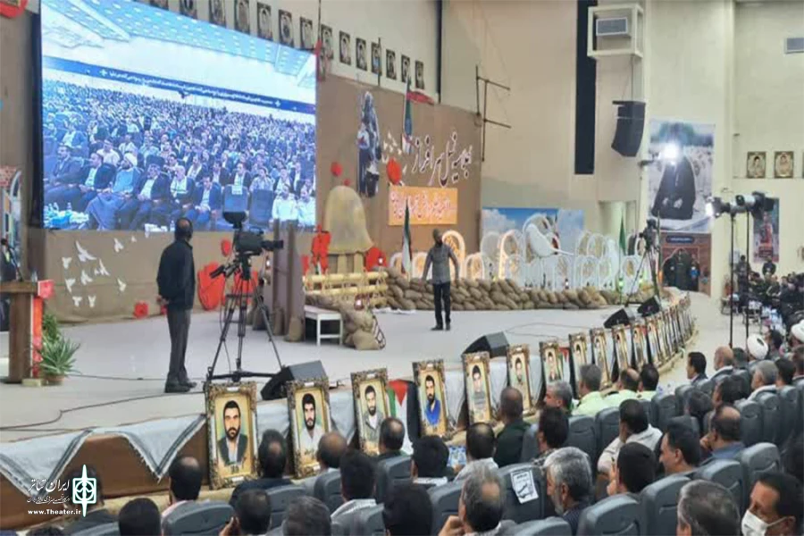 نمایش محیطی « یه قصه از یک شهر» روی صحنه رفت 2