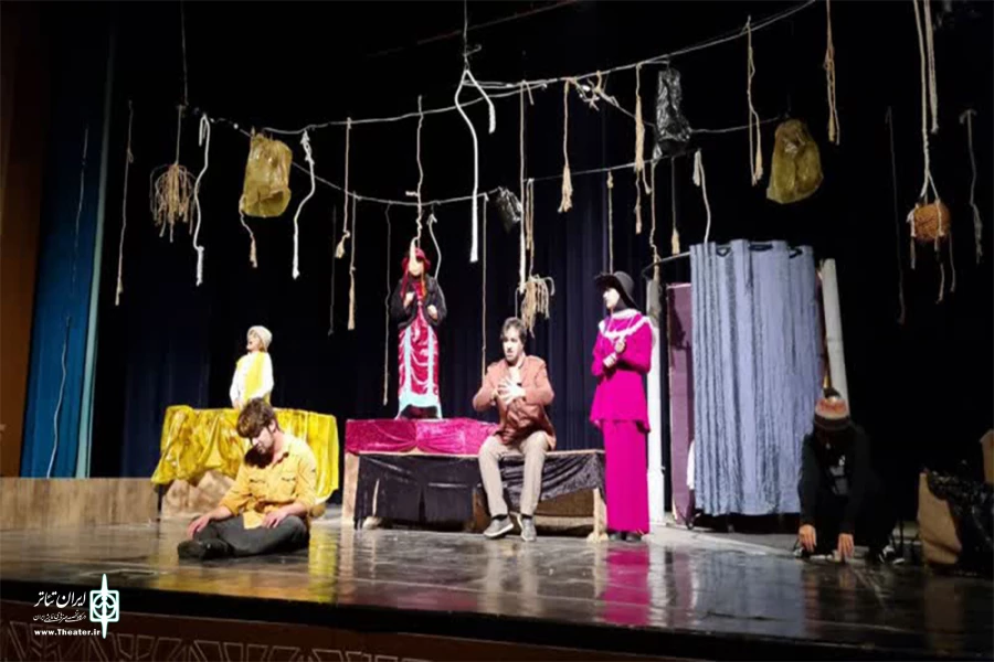 دومین اجرا در اولین روز از جشنواره تئاتر لرستان اجرا شد 2