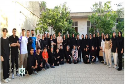 با هدایت مهدی زنگنه

کارگاه  یک روزه  بازیگری در موسسه هزار یک شب الیگودرز برگزار شد