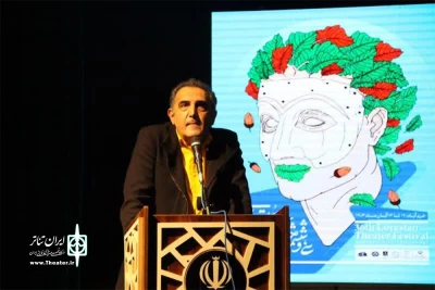 مهراد کوروش نیاد داور سی‌ وششمین جشنواره تئاتر لرستان

شاهد همدلی بین مسوولین و هنرمندان در جشنواره تئاتر لرستان بودیم